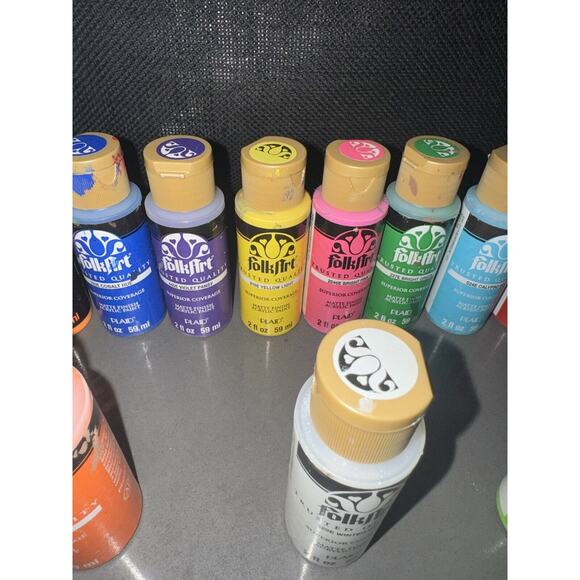 Acrylic Paint Tube Lot - Picture 4 of 5